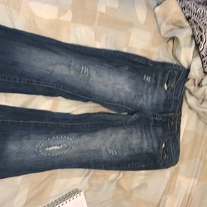 Woman’s Vanity blue jeans size 28